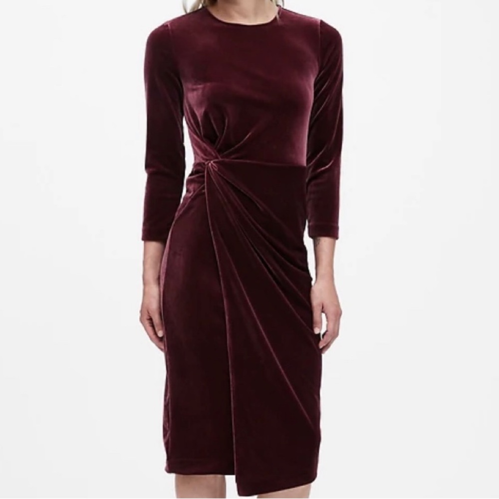 NEW|WOT Banana Republic Velvet Knotted Waist Dress